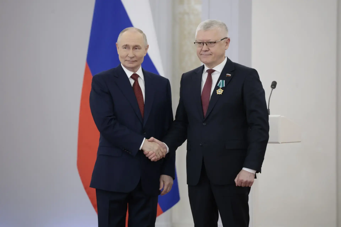 Депутат Госдумы от Курской области Василий Пискарев удостоен ордена Дружбы