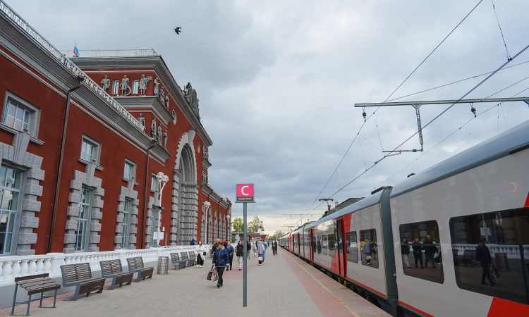 Расписание некоторых поездов в Курской области изменится с 20 октября в связи с ремонтом