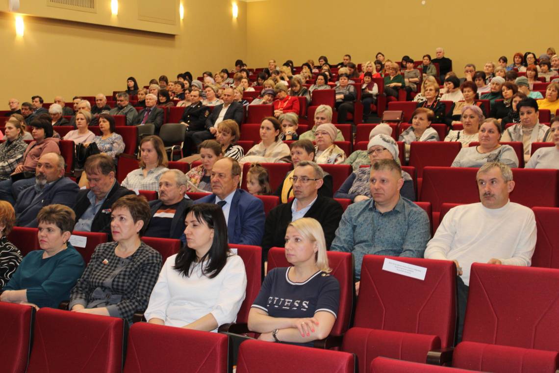 Глава Курчатовского района отчитался перед жителями по итогам работы за 2023 год