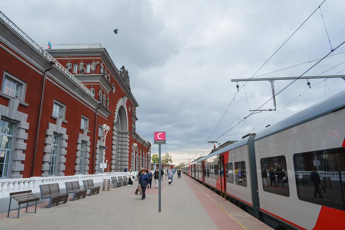 Расписание некоторых поездов в Курской области изменится с 20 октября в связи с ремонтом