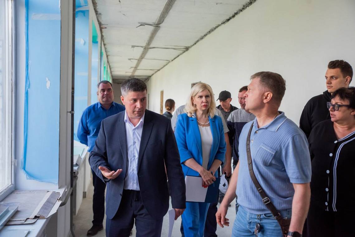 В Курске по нацпроекту «Молодежь и дети» отремонтируют три школы и один детский сад