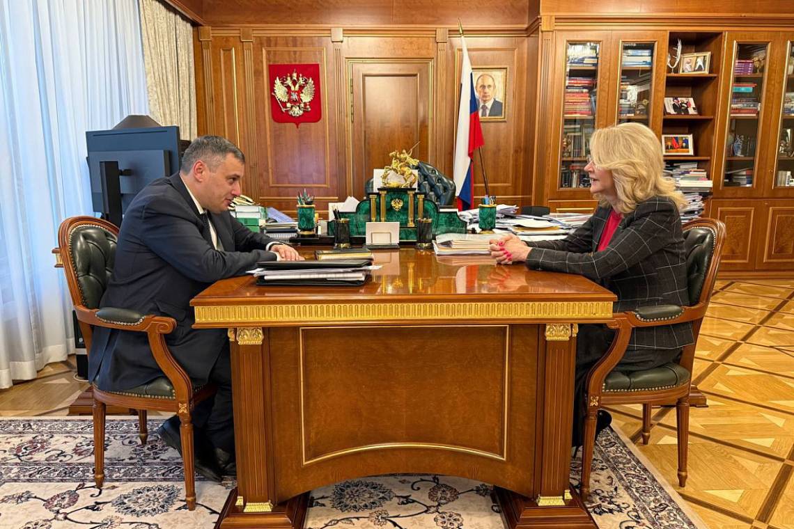  Александр Хинштейн обсудил развитие медицины и культурные проекты с вице-премьером Татьяной Голиковой
