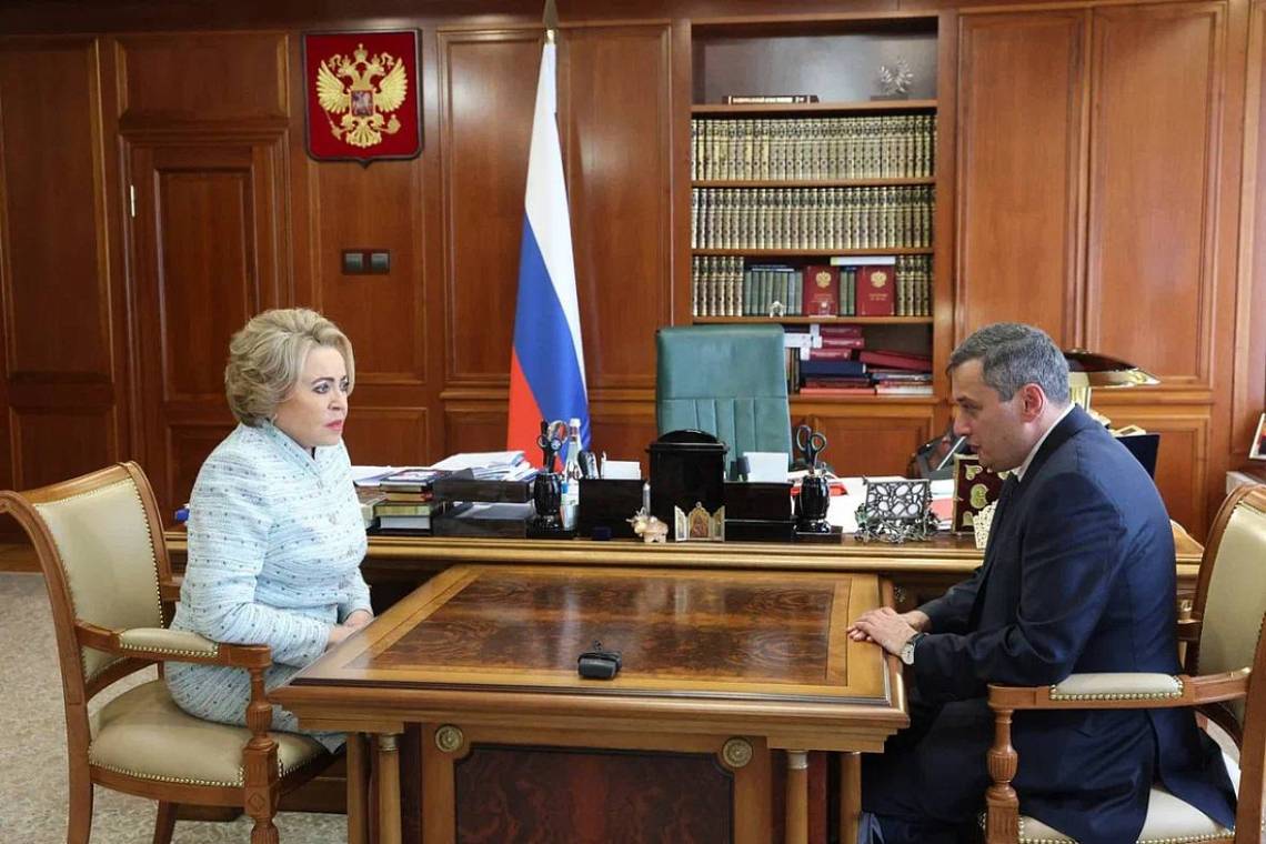 Александр Хинштейн обсудил с Валентиной Матвиенко социально значимые вопросы