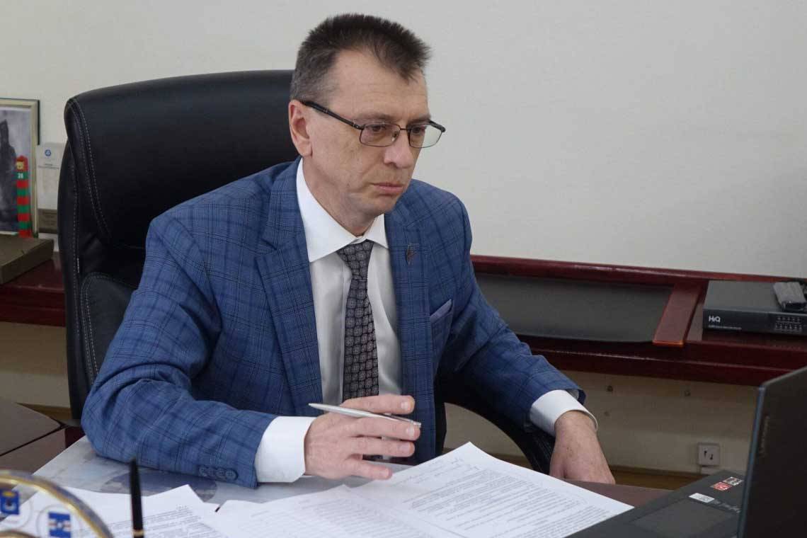 Глава города Курчатова Игорь Корпунков прокомментировал негативное высказывание сотрудника администрации