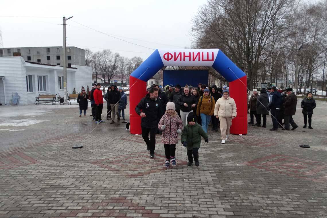В Курчатовском районе состоялся забег в поддержку ДНР и ЛНР