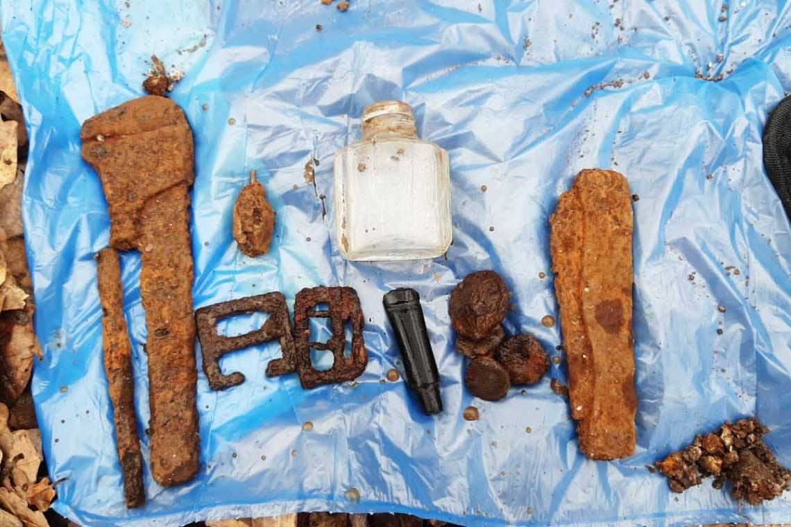 В деревне Кожля Курчатовского района поисковый отряд «Высота» обнаружил и поднял останки солдата Красной Армии времен Великой Отечественной войны