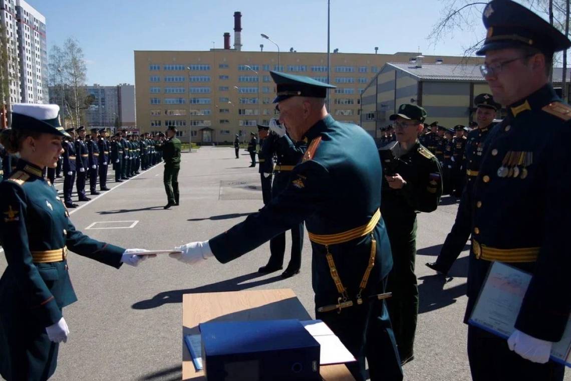 Есть такая профессия - Родину защищать!