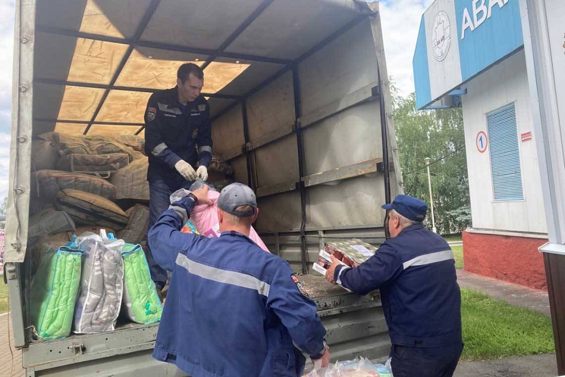 Из Курска в Белгородскую область отправили гуманитарную помощь