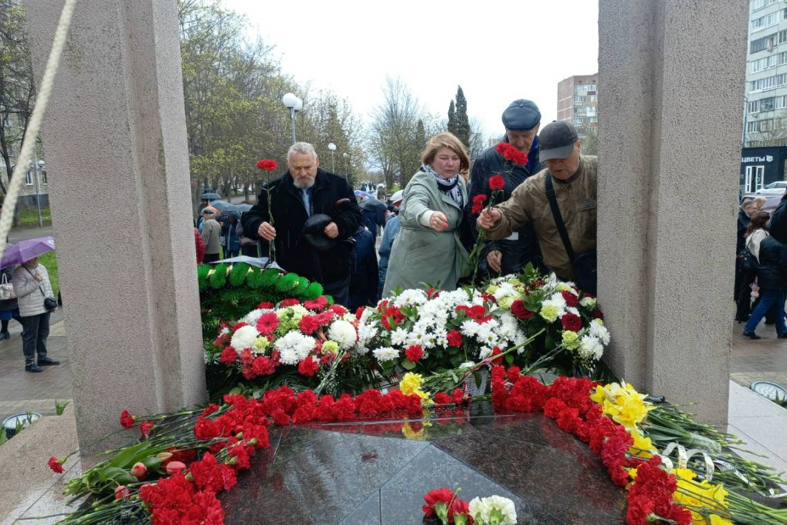 В Курчатове прошел митинг, посвящённый 40-летию аварии на Чернобыльской АЭС