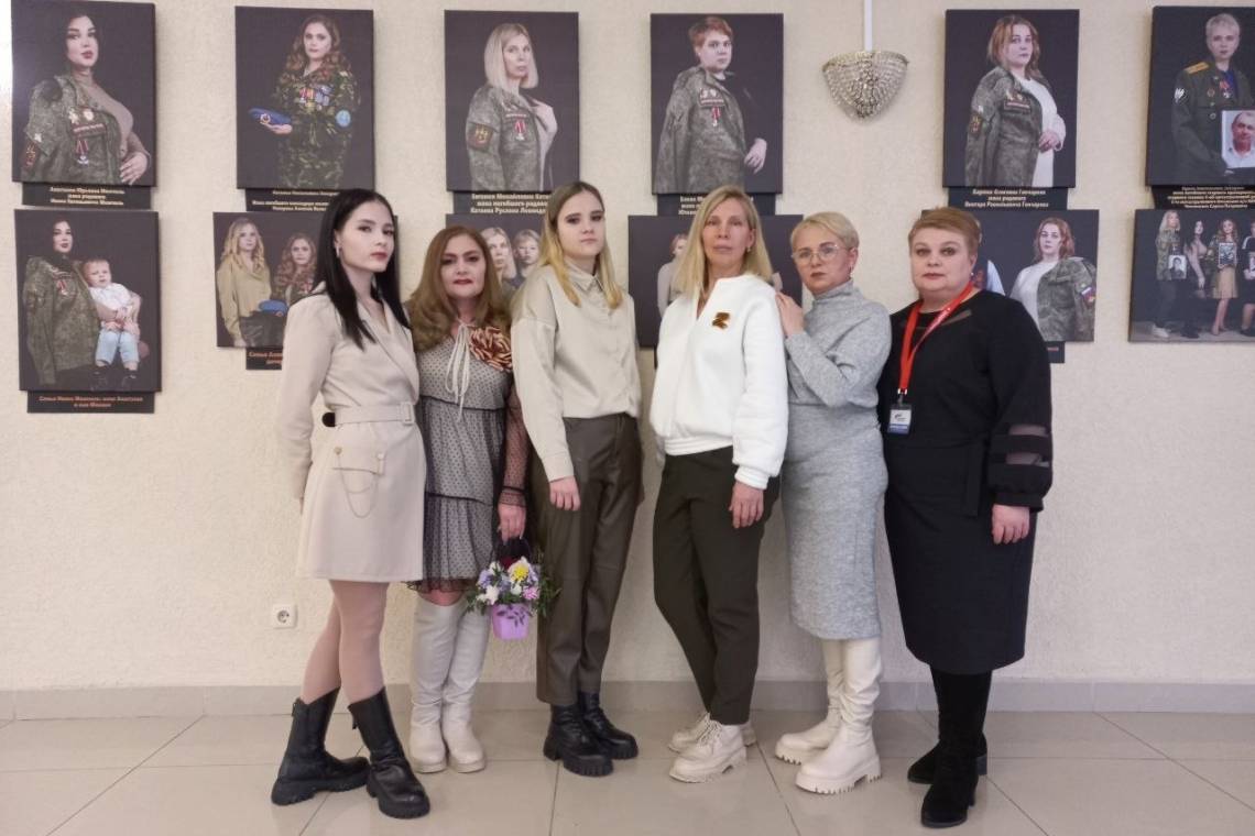 Фотопроект: «Семья героя»