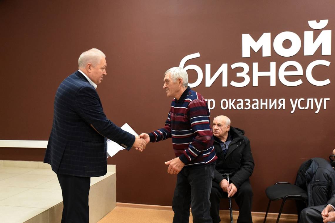 В Курской области продолжается выдача сертификатов вынужденным переселенцам