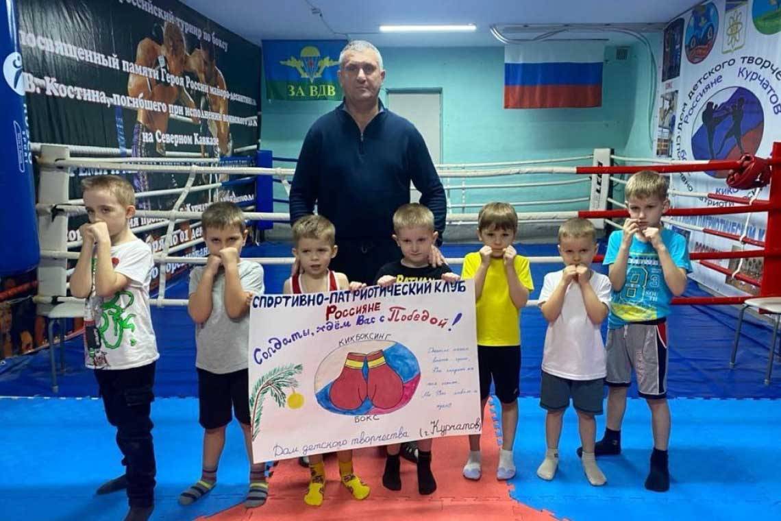 Поддержим наших! Продолжается сбор гуманитарной помощи для российских военнослужащих в зону СВО.