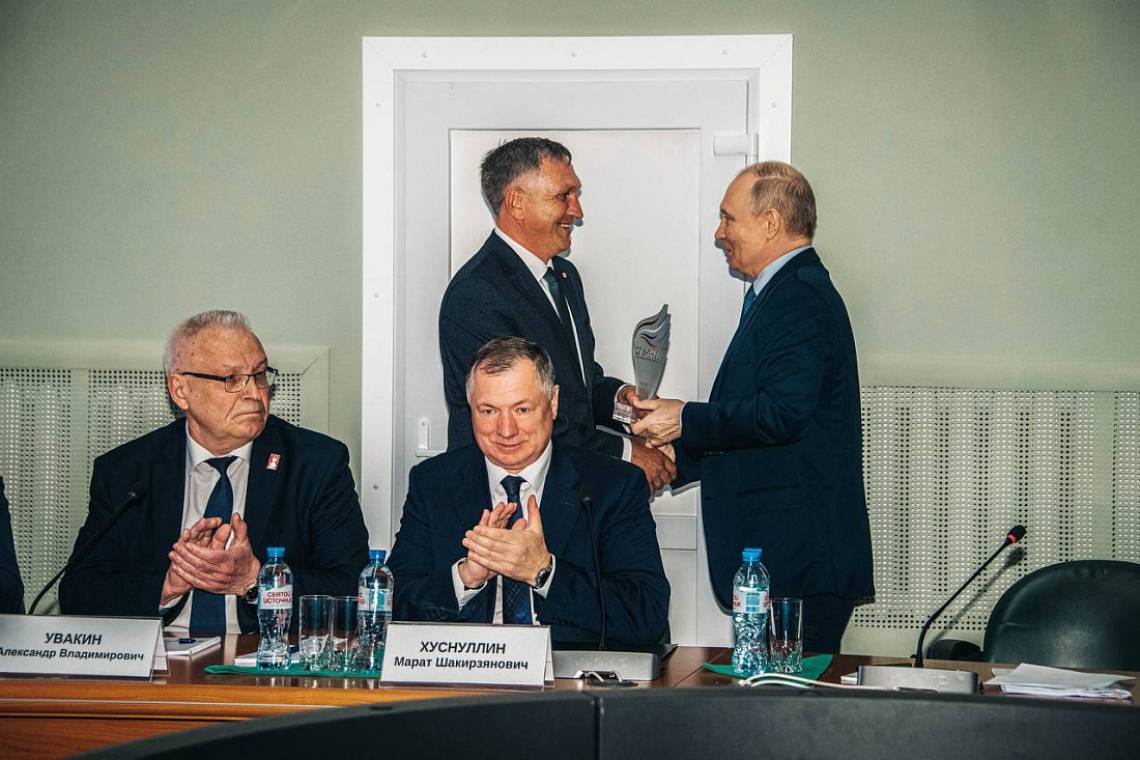 Владимир Путин встретился с руководителями муниципалитетов Курской области