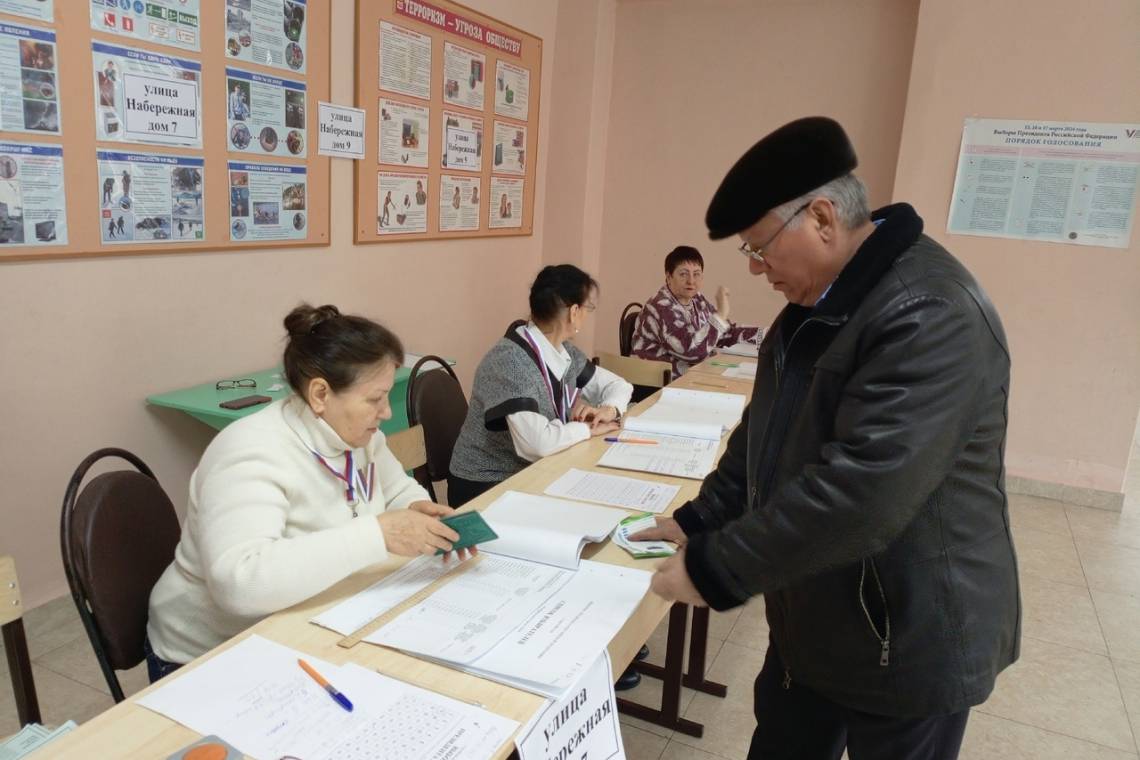 В Курчатовском районе и городе Курчатове подвели предварительные итоги первого дня голосования на выборах президента РФ на 15.00